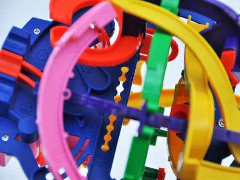 Inteligentna KULA LABIRYNT 3D - sprytna przeplatanka Inteligentna KULA LABIRYNT 3D - sprytna przeplatanka