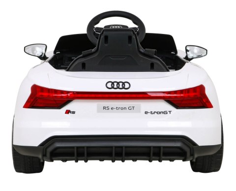 Audi RS E-Tron GT na akumulator Biały + Pilot + Napęd 4x4 + Radio MP3 + LED + EVA Audi RS E-Tron GT na akumulator Biały + Pilot + Napęd 4x4 + Radio MP3 + LED + EVA