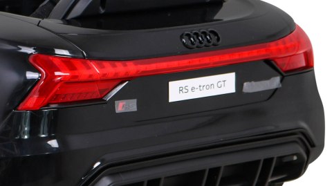 Audi RS E-Tron GT na akumulator Czarny + Pilot + Napęd 4x4 + Radio MP3 + LED + EVA Audi RS E-Tron GT na akumulator Czarny + Pilot + Napęd 4x4 + Radio MP3 + LED + EVA