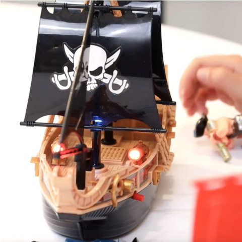 STATEK PIRACKI DUŻY DŹWIĘKI + ŚWIATŁA ŁÓDŹ OKRĘT PIRATÓW STATEK PIRACKI DUŻY DŹWIĘKI + ŚWIATŁA ŁÓDŹ OKRĘT PIRATÓW