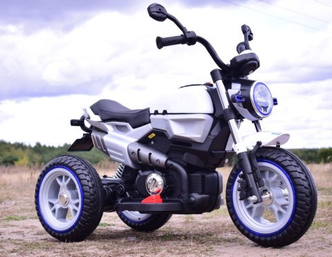 WIELKI MOTOR NA AKUMULATOR WIELKIE KOŁA WIELKI MOTOR NA AKUMULATOR WIELKIE KOŁA