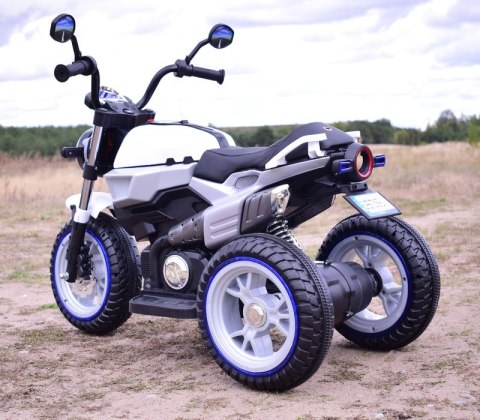 WIELKI MOTOR NA AKUMULATOR WIELKIE KOŁA WIELKI MOTOR NA AKUMULATOR WIELKIE KOŁA