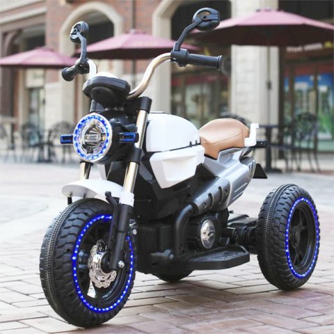 WIELKI MOTOR NA AKUMULATOR WIELKIE KOŁA WIELKI MOTOR NA AKUMULATOR WIELKIE KOŁA